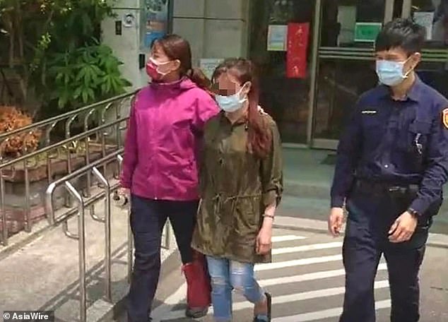 Jealous Girlfriend Cuts Off her Boyfriend P*nis with scissors and flush it in Toilet (Photos)