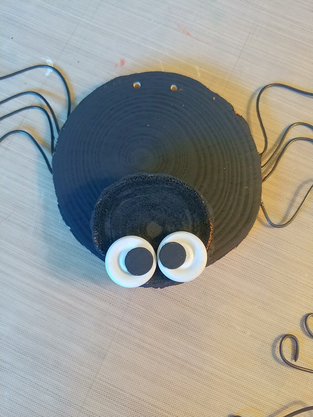 Cute DIY Halloween Spiders