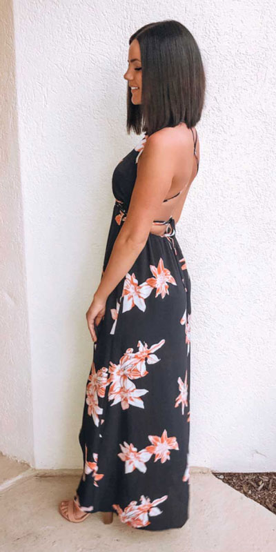 Do you like comfortable & cozy dress outfits? See these 29 Best Casual Dressy Outfits to Look Fantastic. Women's Style + Fashion via higiggle.com | Floral Maxi Dress | #fashion #floral #dressoutfits #maxidress