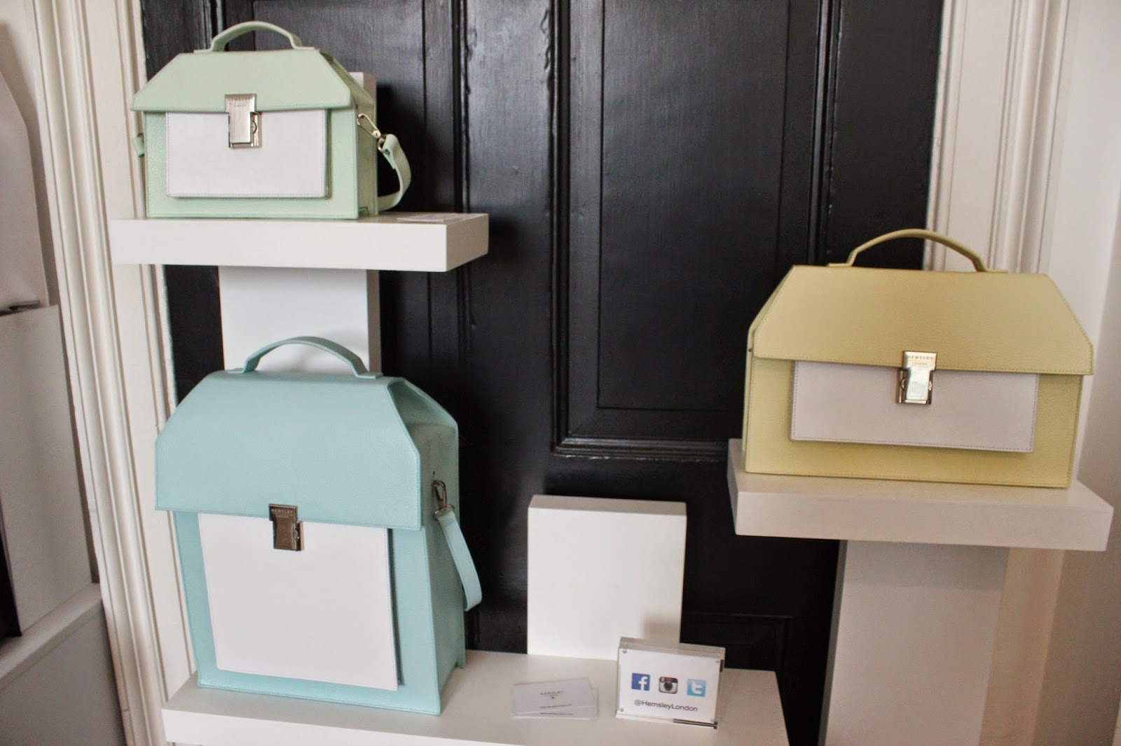 london-fashion-week-2014-lfw-spring-summer-2015-blogger-fashion-somerset-house-bags-accessories-hemsley
