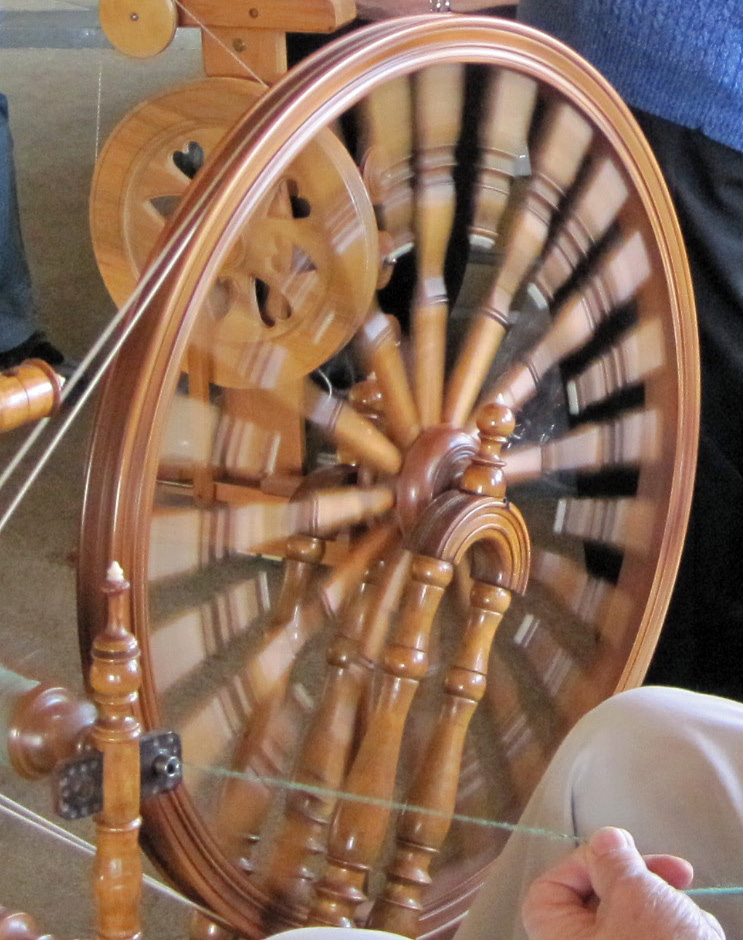 Qualicum Weavers and Spinners Guild Modern Day Spinning Circle