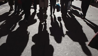 Θωρακίστε τους εργασιακούς χώρους, στηρίξτε τους εργαζομένους, φωνάζουν ΣΥΡΙΖΑ και ΚΚΕ