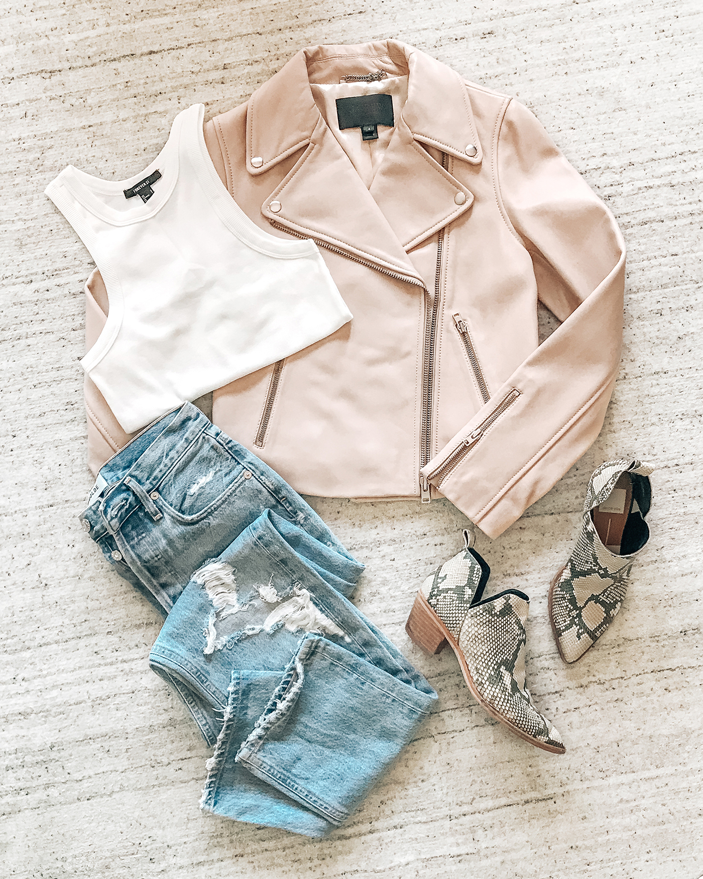Daily Style Finds: Spring Trends: Blush Leather Jacket + 90s AGOLDE Jeans