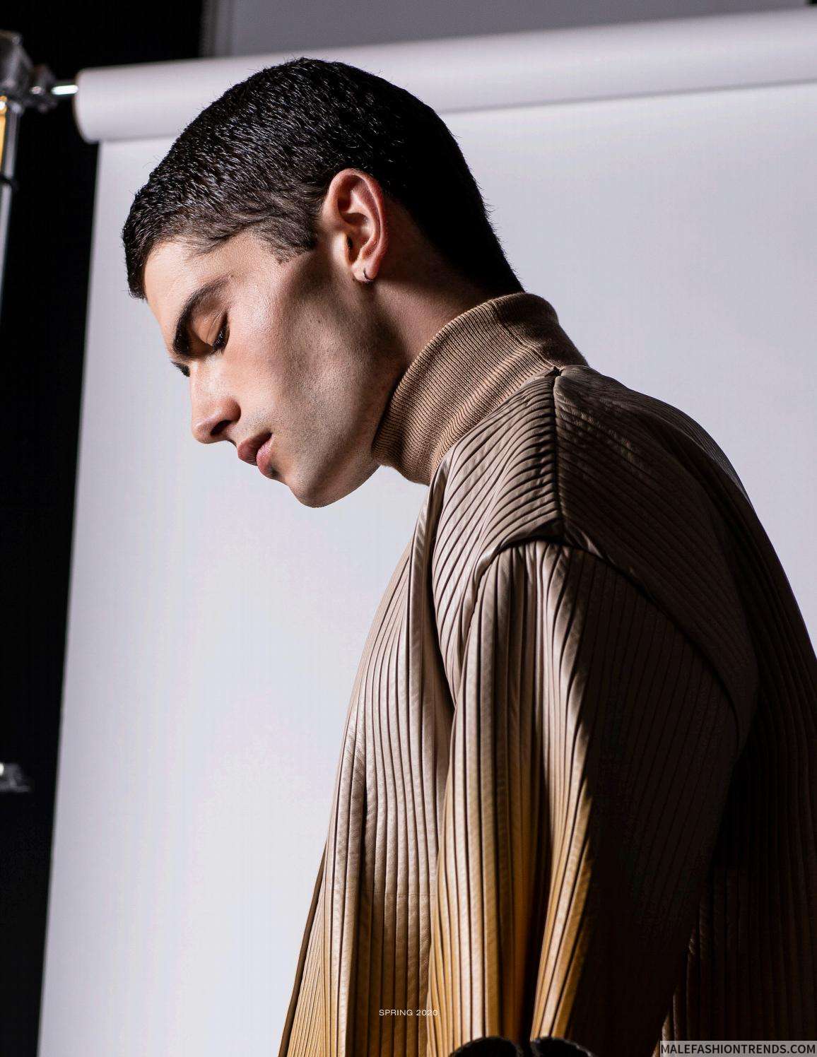 Charlie Knepper para Man of Metropolis en fotos de Jose Spaillat
