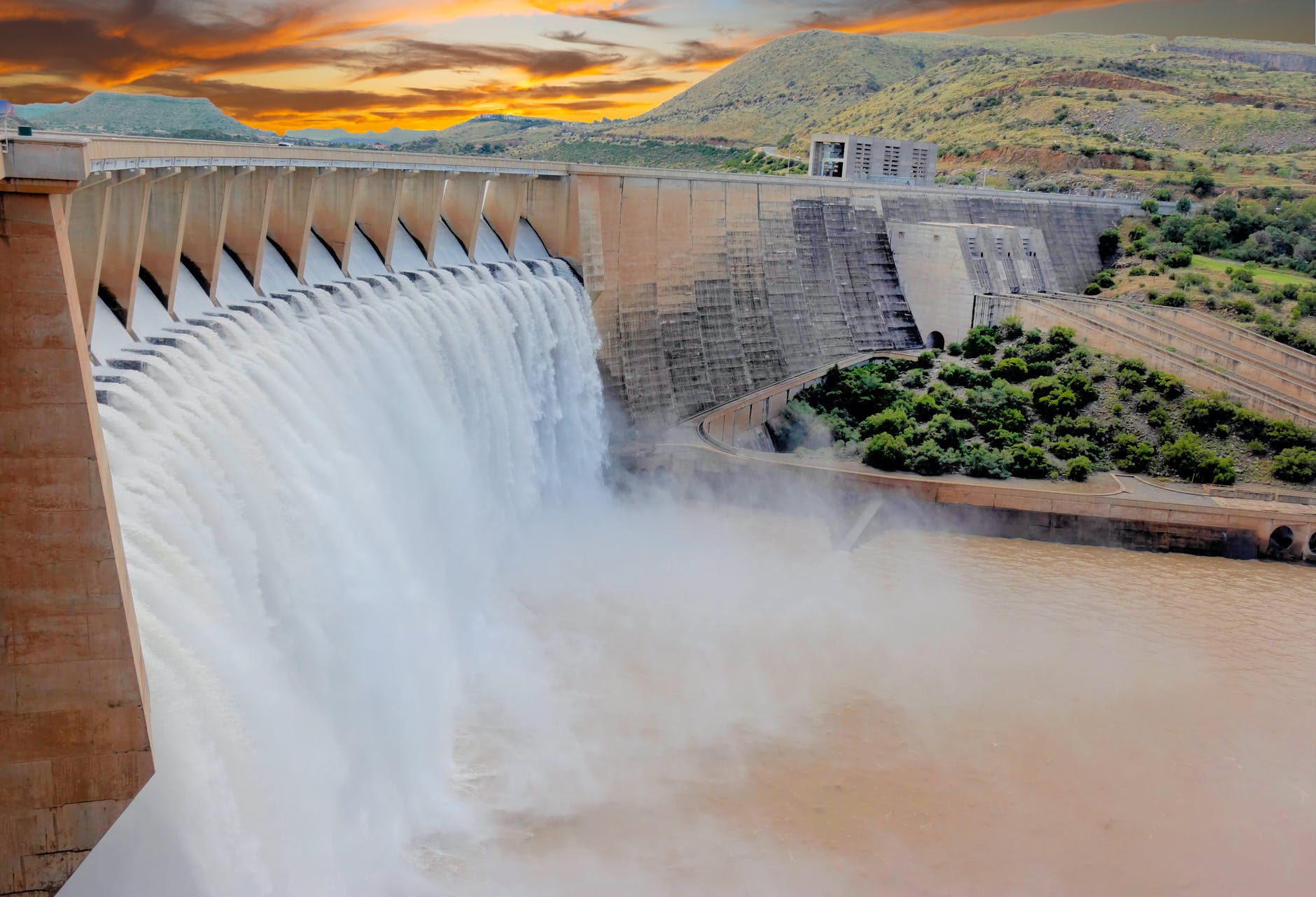 Dams and reservoirs in India