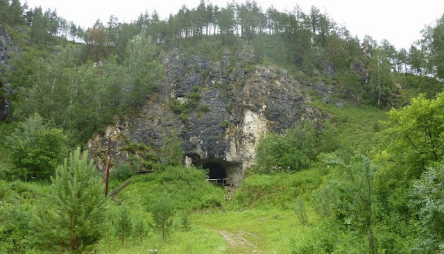 Τα παλαιότερα γνωστά απολιθώματα μιας μυστηριώδους ανθρώπινης φυλής ανακαλύφθηκαν σε ένα σπήλαιο της Σιβηρίας