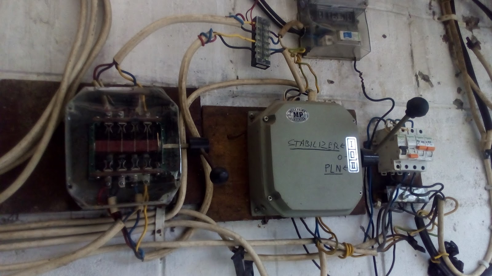 Jasa service instalasi listrik panggilan 24 jam kota Bandung Call 