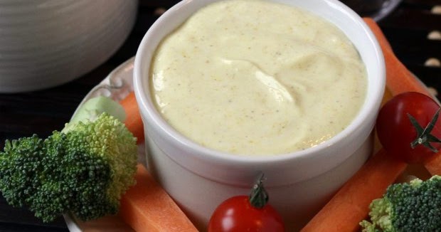 Recetas de la dieta Dukan: Salsa de yogur con curry image of Recetas de la dieta Dukan: Salsa de yogur con curry