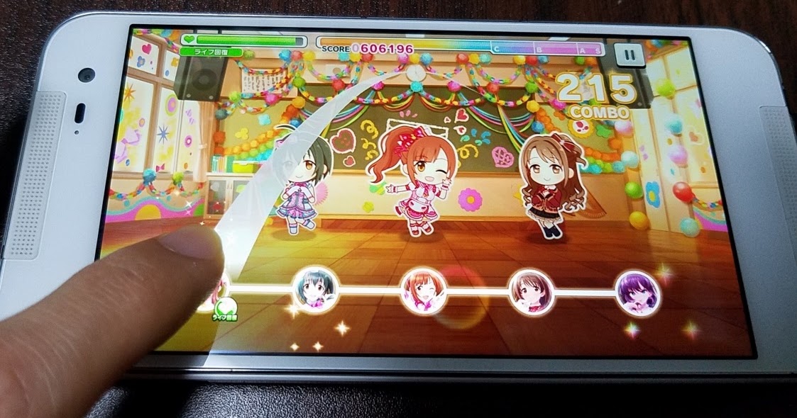 ちびスマホ王国 Androidでデレステが快適にプレイできるのは