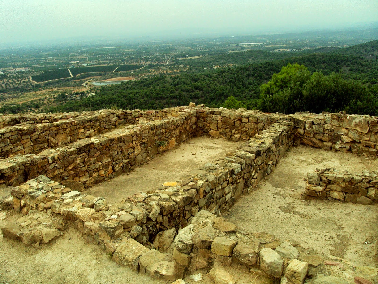 Vía Heraclia. Los Sentidos de la Historia Valentia Edetanorum