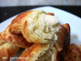 Obsesi Roti 1: Step by Step Croissant Renyah & Lezat JTT