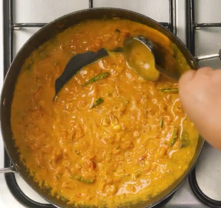 How to make Aloo Gobi at Home | Homemade Aloo Gobi Sabji Recipe ...
