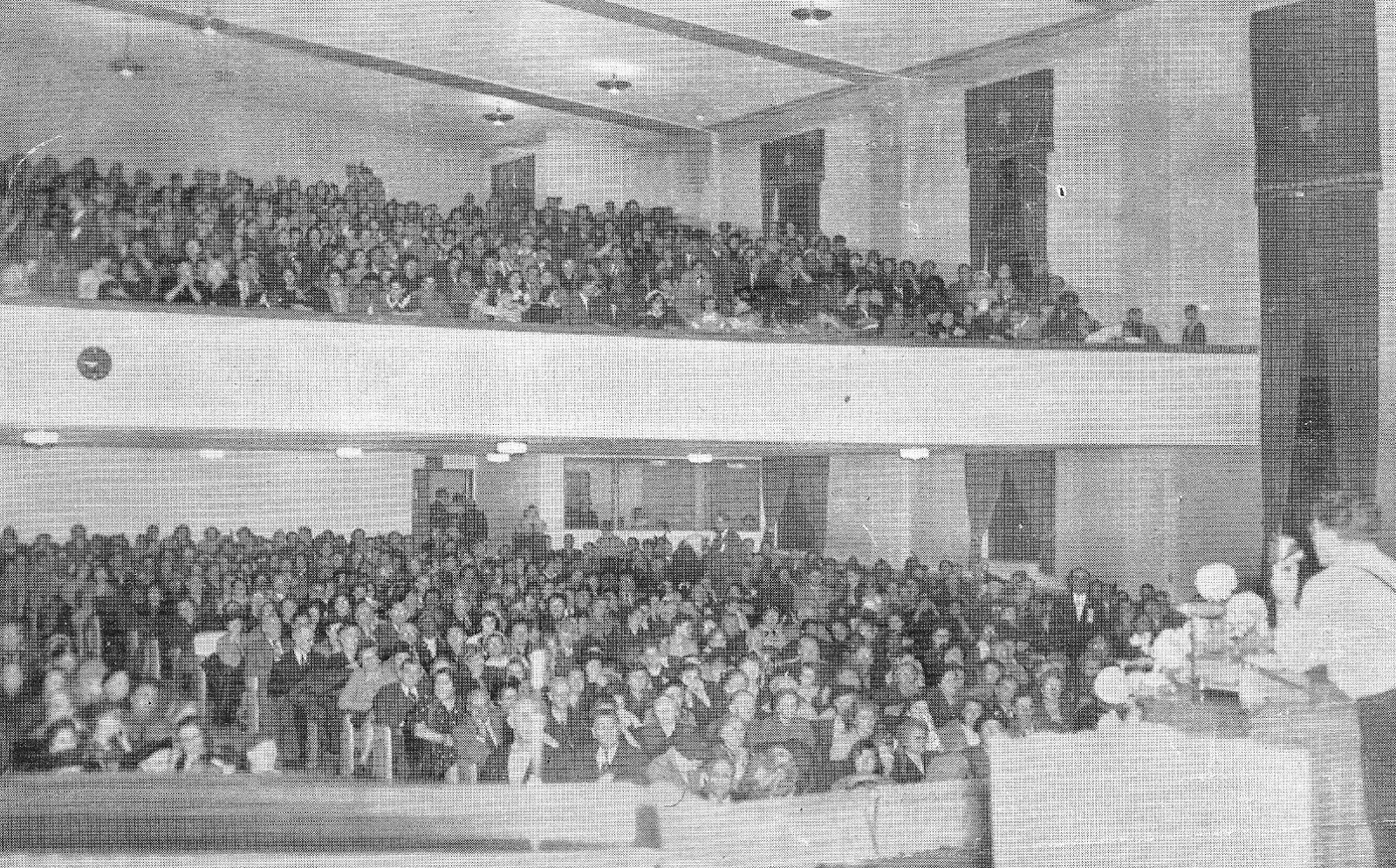 Earl Lee at Bethesda Missionary Temple (1951)