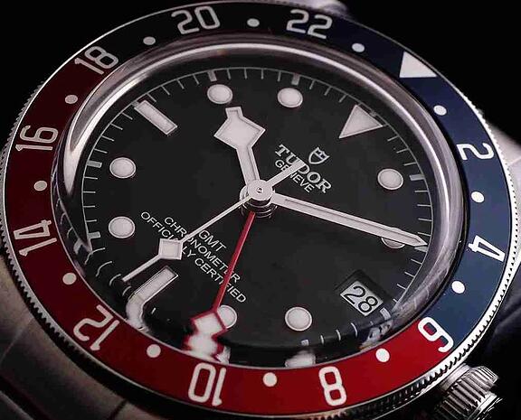 Introducing The Replica Tudor Black Bay GMT Automatic Pepsi Bezel 41mm Watch 1