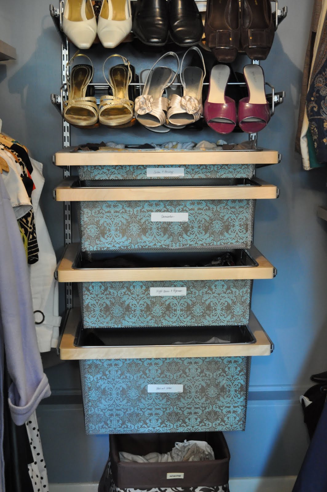 How I organize my bedroom My closet! Organizing Made Fun How I
