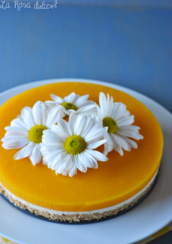 Tarta de queso con gelatina de mango