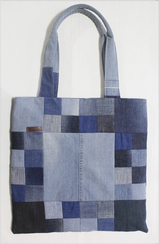 Patchwork Denim Shopping Bag. Sewing Tutorial. ~ DIY Tutorial Ideas!