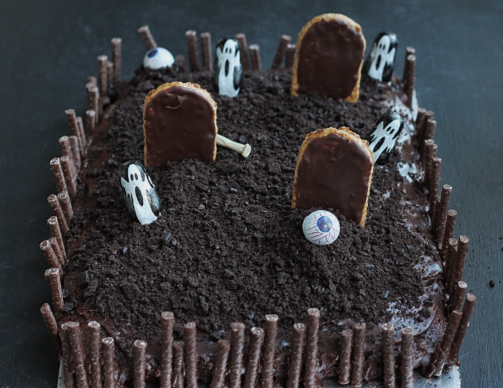 Good Food, Shared: Halloween Graveyard Cake
