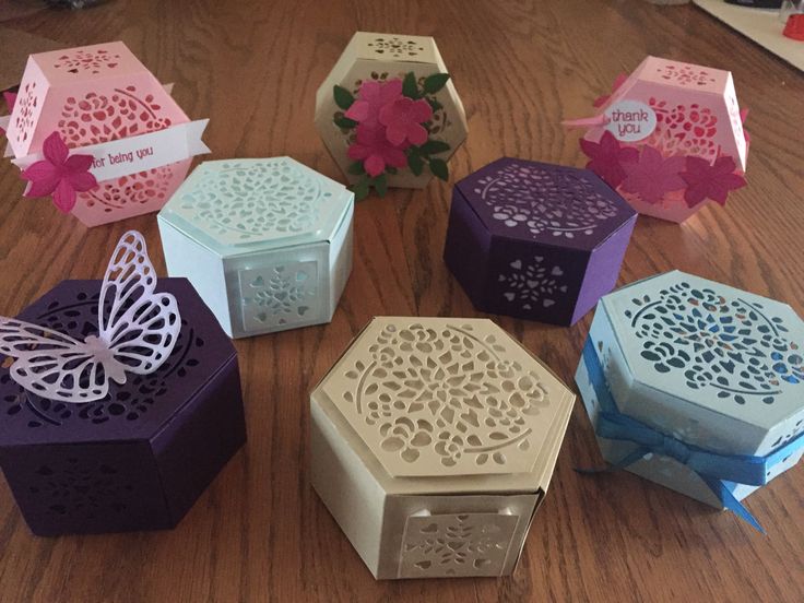 How to Design Best Hexagon Cardboard Boxes that Strikes a Chord?