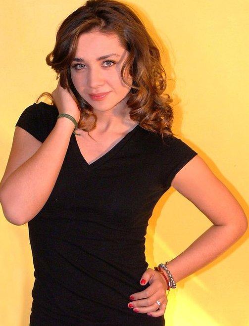 FOTOS VIDEOS ACTORES MODELOS ETC: FOTOS DE DANIELA LUJAN