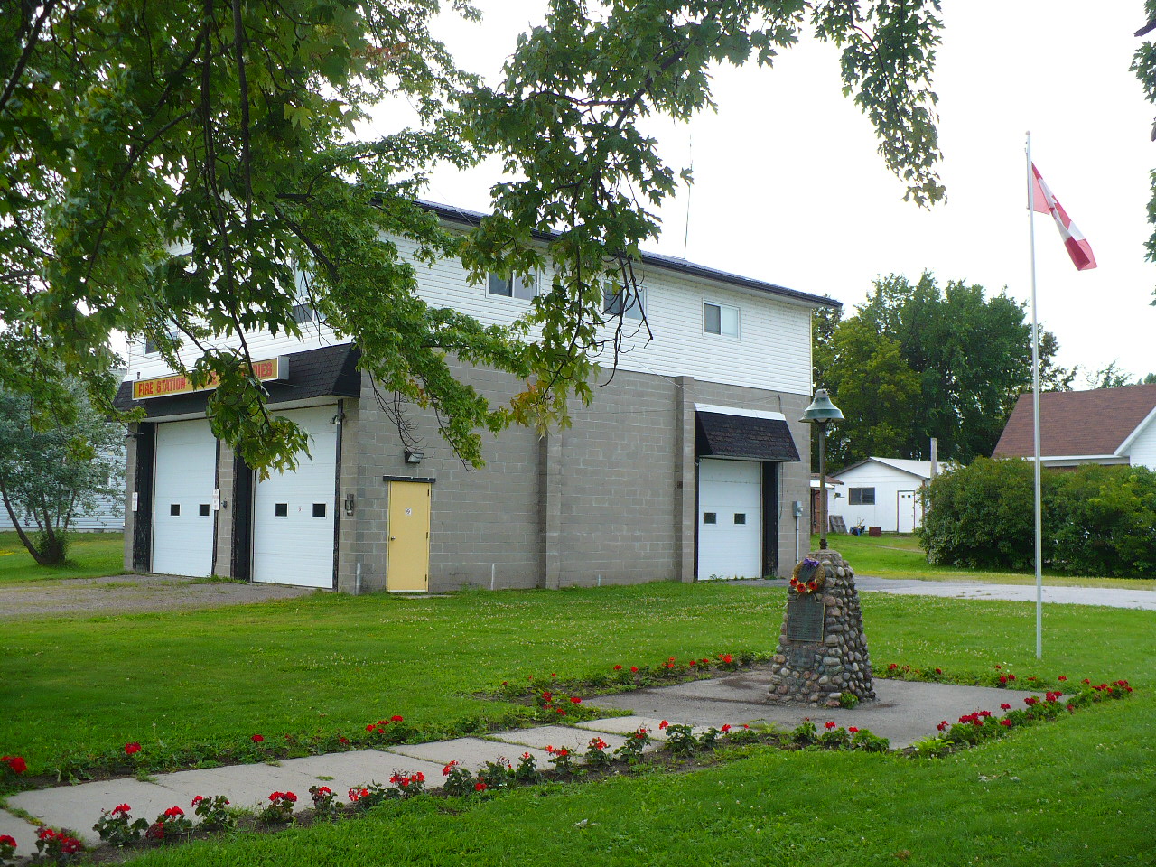 Ontario War Memorials Cache Bay