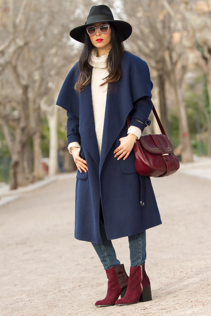 variable pala Bolsa Burgundy Ankle Boots and Navy Coat | With Or Without Shoes - Blog  Influencer Moda Valencia España