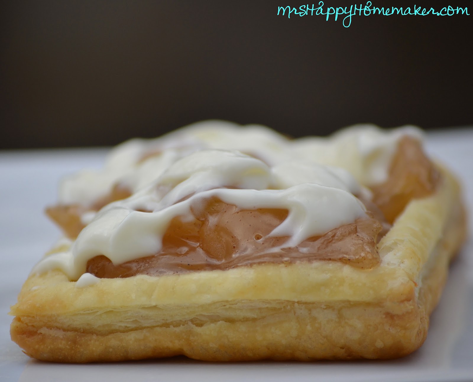 Mrs Happy Homemaker Apple Strudels (Homemade Toaster Strudels)