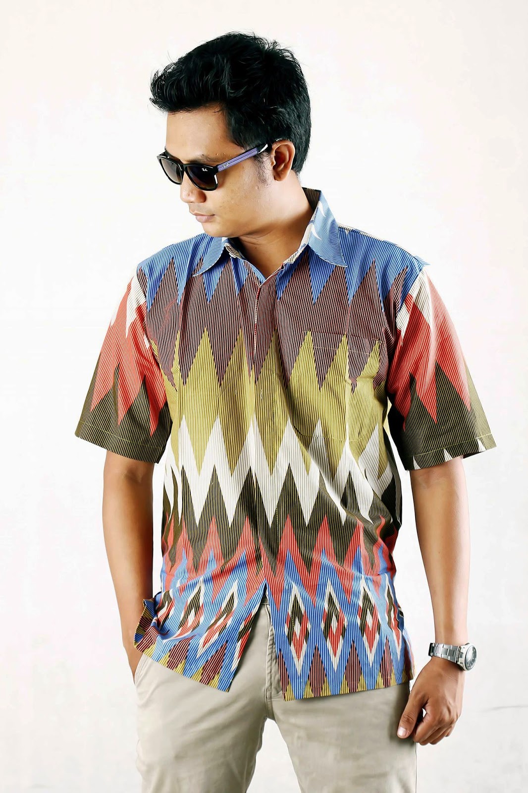  Model  Baju Kemeja  Batik  Motif Rang rang Batik  Bagoes Solo
