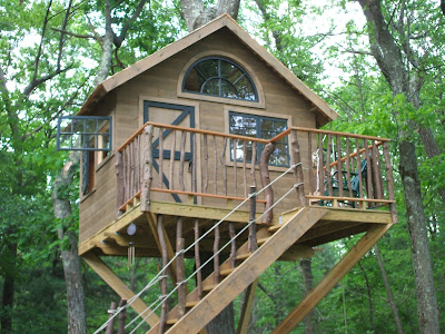Simple tree house