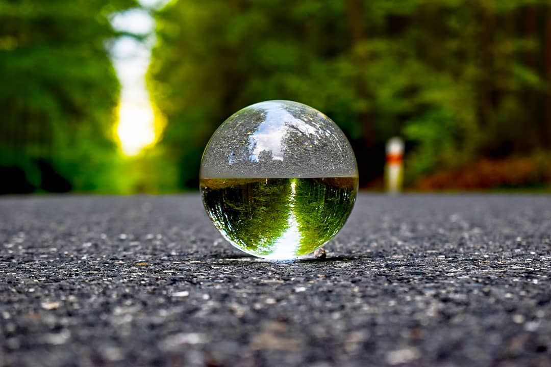 Crystal Glass Ball Images Free Wallpaper Download : সুন্দর কাচের বলের