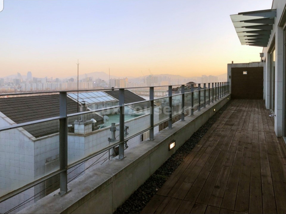 Seoul Apartment River way villa in UN Village, Hannamdong, Yongsan 유엔빌리지 리버웨이