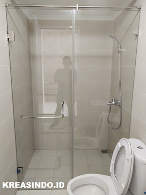 Harga Kaca Pintu Kaca Frameless, Kaca Cermin dan Partisi Kaca Kamar Mandi Tempered Harga Kaca Pintu Kaca Frameless, Kaca Cermin dan Partisi Kaca Kamar Mandi Tempered