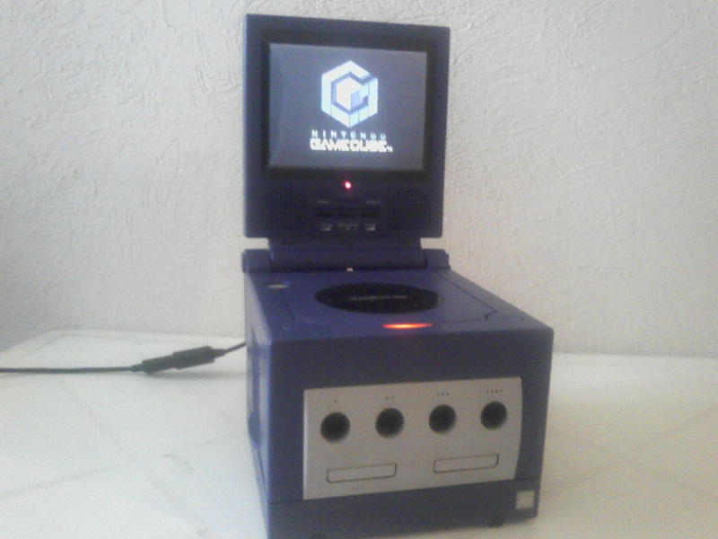 Mi Colección de Videojuegos. Pantalla LCD Intec para Gamecube.