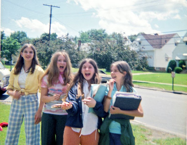 30 Found Photos Show Fashion Styles of Teenage Girls in the 1970s_Old ...