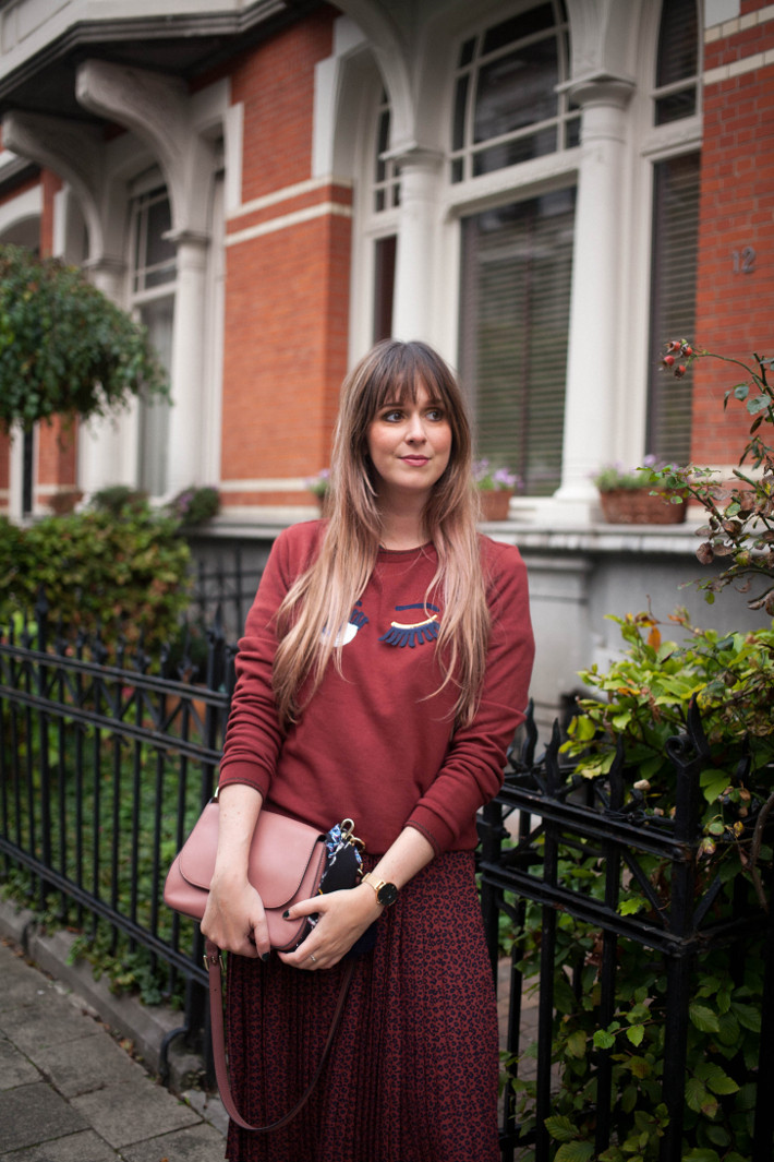 Outfit: playful office outfit in double leopard print and wink sweater