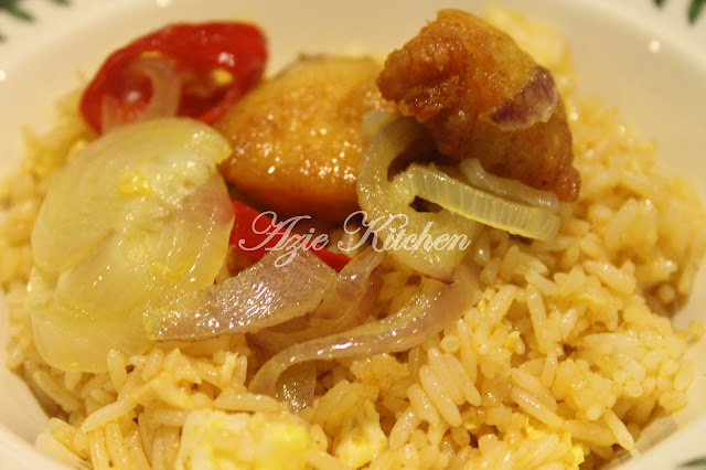 Nasi Goreng Kampung Dan Ayam Goreng