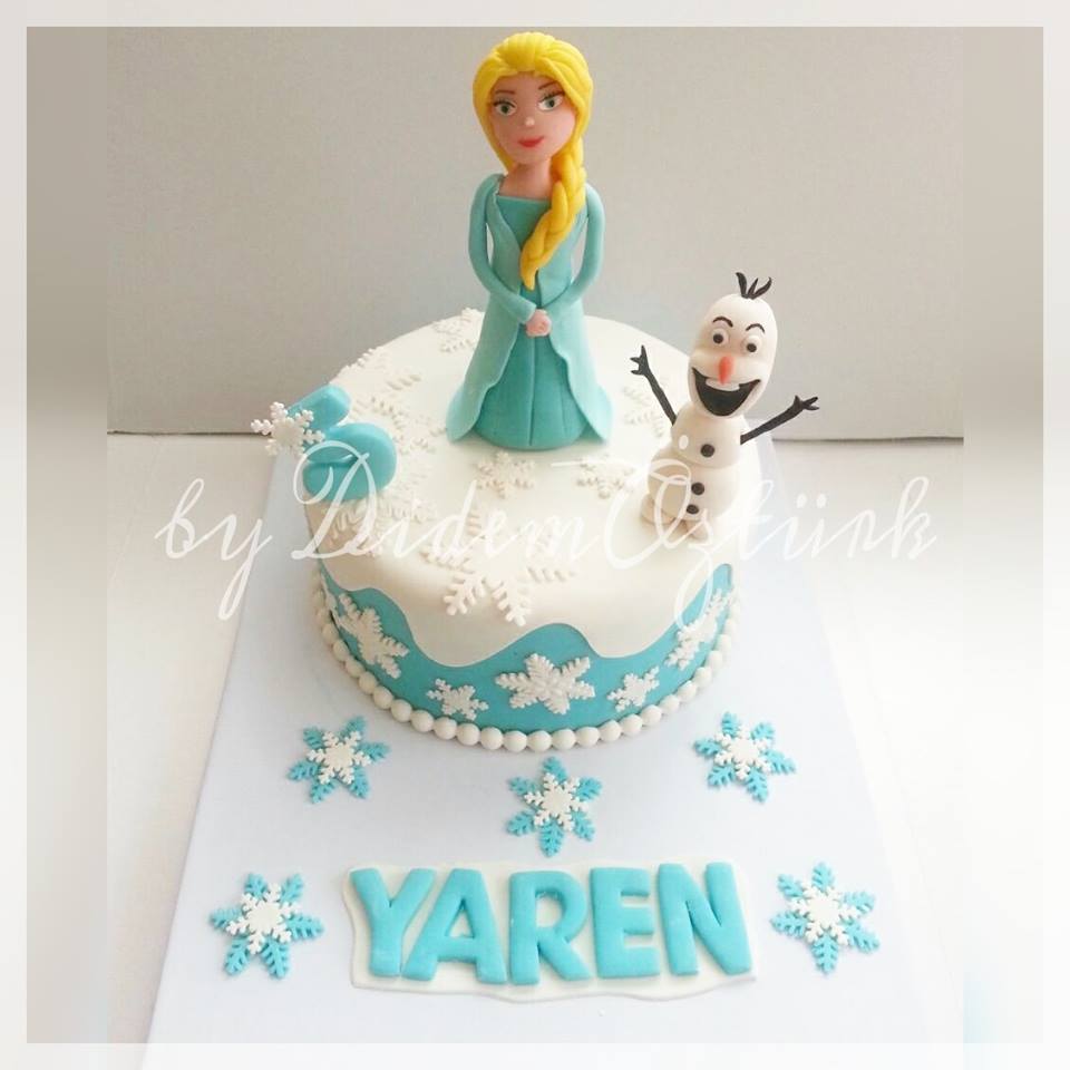 Butik Pasta Tasarım KARLAR ÜLKESİ ELSA PASTA MODELİ