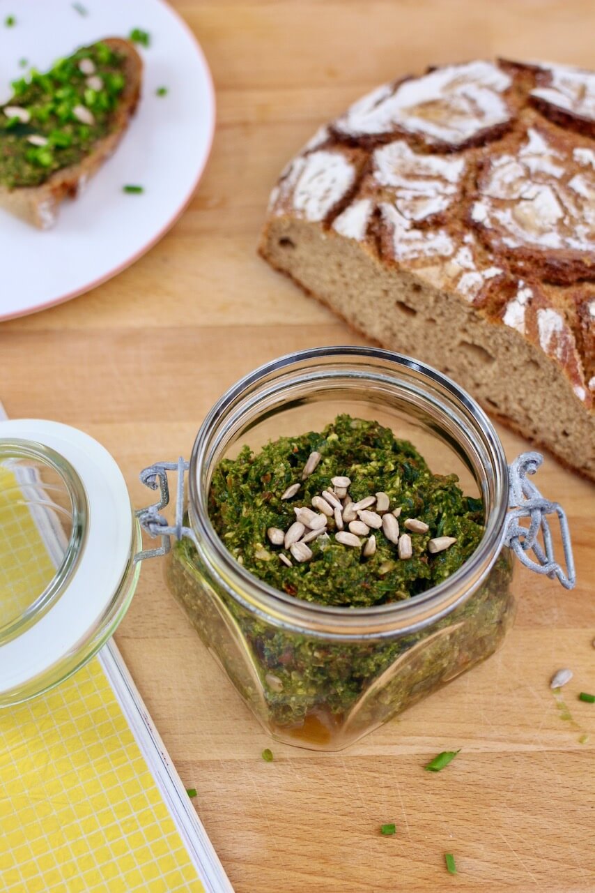 HOME OF HAPPY: VEGANER BÄRLAUCHAUFSTRICH