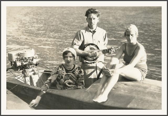36+speedboat+flappers.jpg 36+speedboat+flappers.jpg