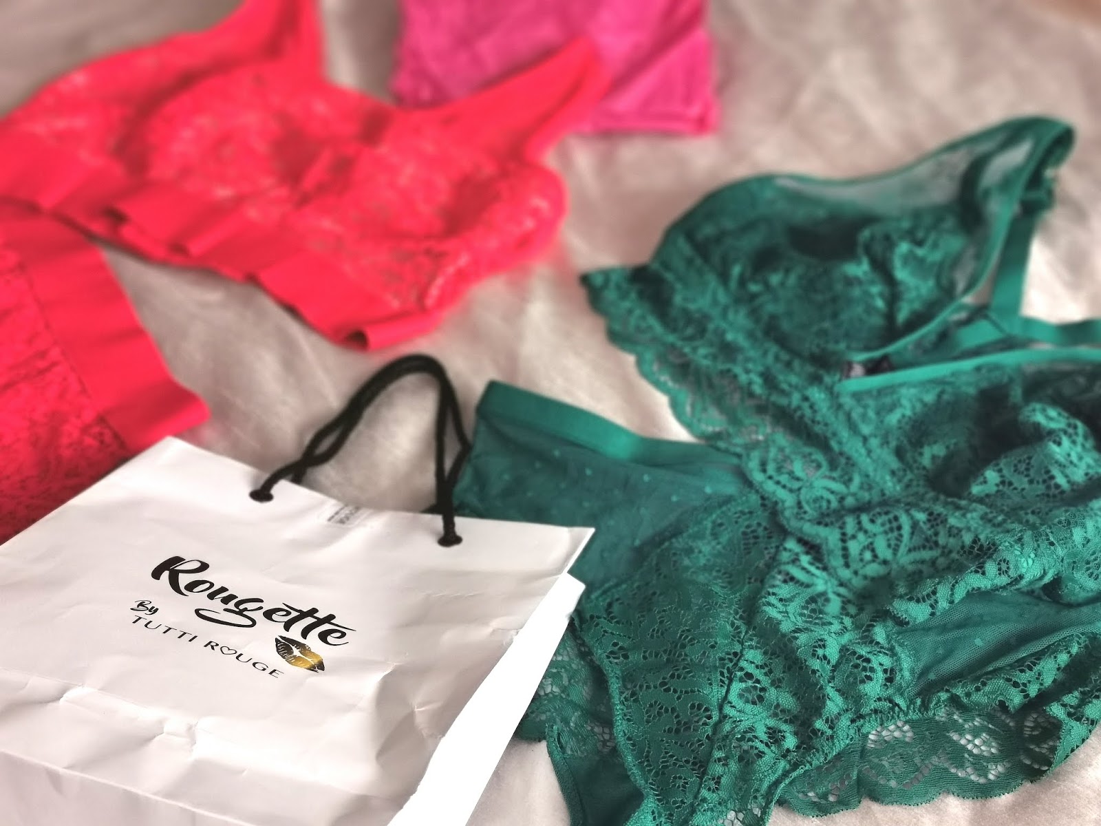 tutti rouge bralette