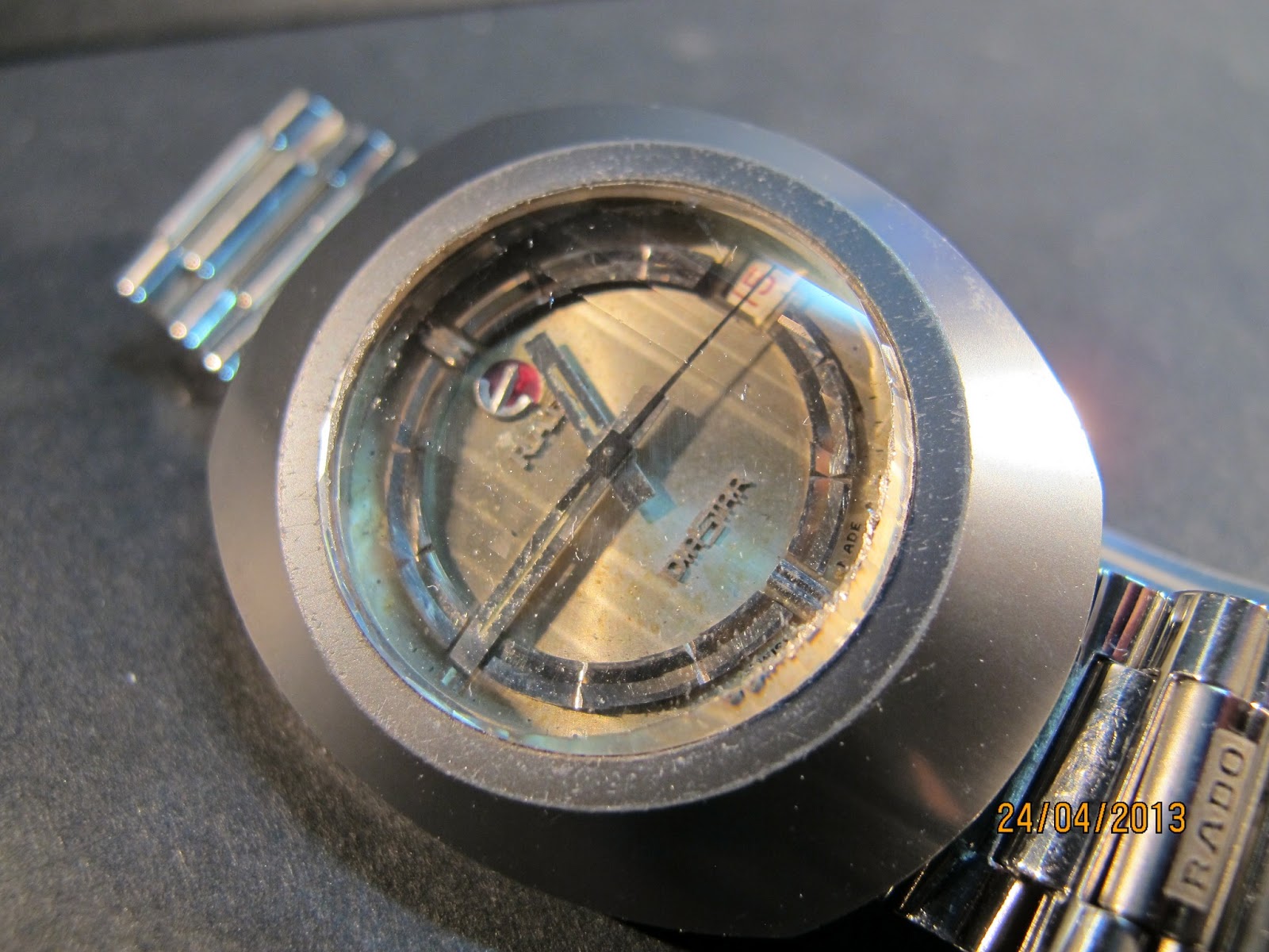 watchopenia: Rado Diastar One: The very first of its kind!