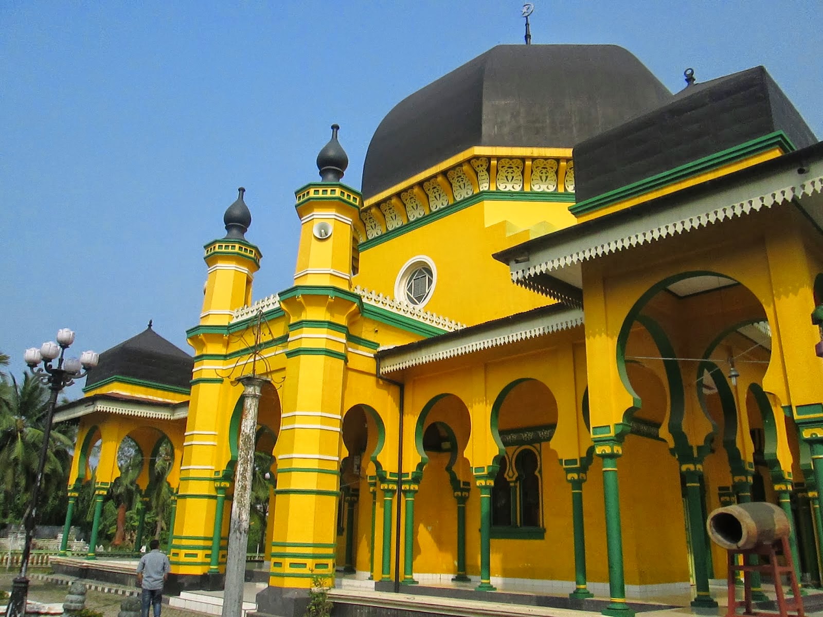 Ini Tempat Tempat Wisata Religi di Kota Medan Yang Wajib