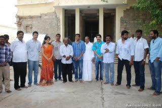 Kanna Laddu Thinna Aasaiyaa movie launch still