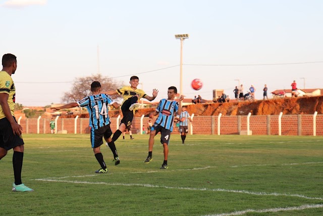 Carlos amplia folga na artilharia do Campeonato Acauaense 2019