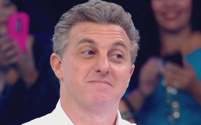 Luciano Huck admite financiamento de jatinho pelo BNDES