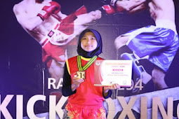Siswa SMP Mutual Juara I Kick Boxing Tingkat Jateng DIY