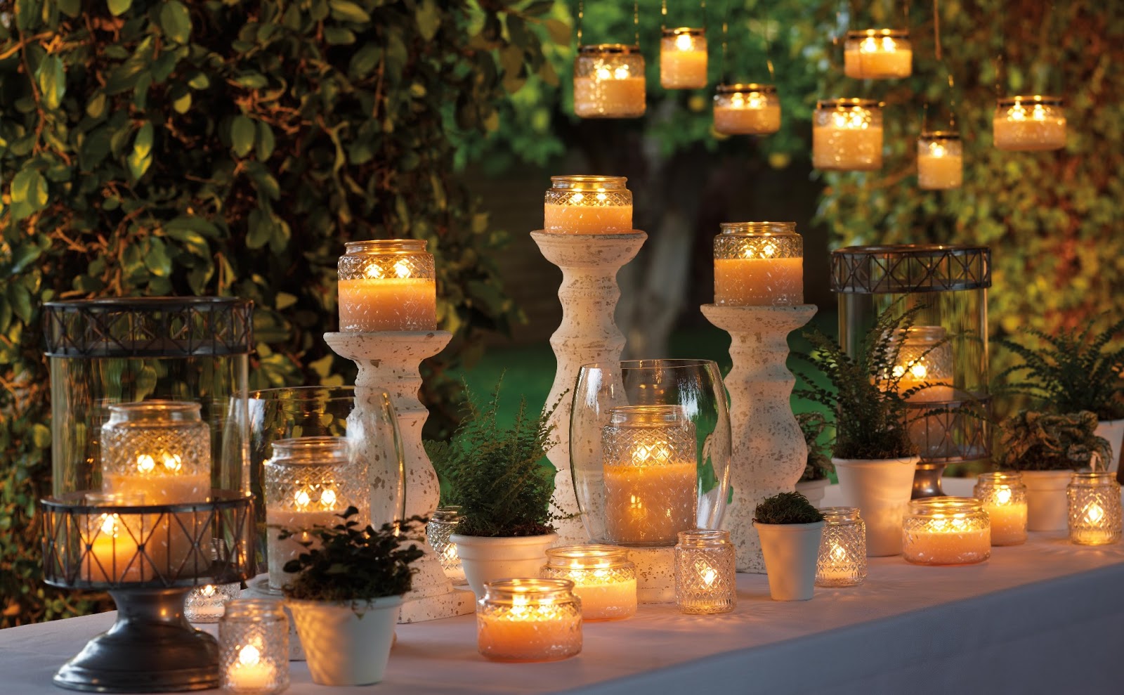 waiting on sunday to drown Gold Canyon Candles for a Good Cause and a giveaway (candle and