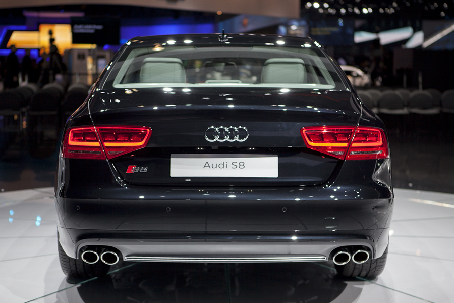 2013 Audi S8 | Auto Cars Concept