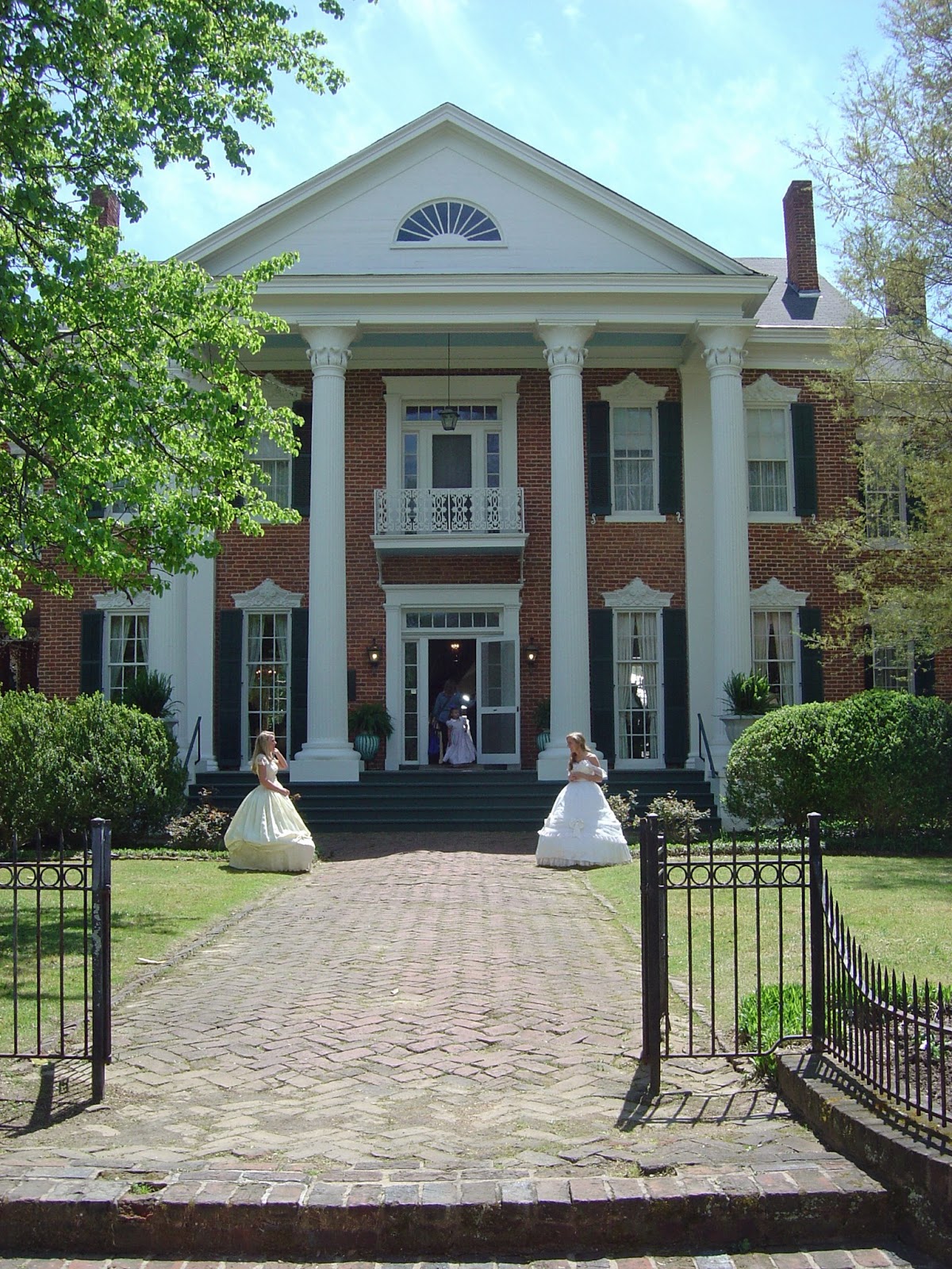 The Devoted Classicist Pilgrimage to Holly Springs