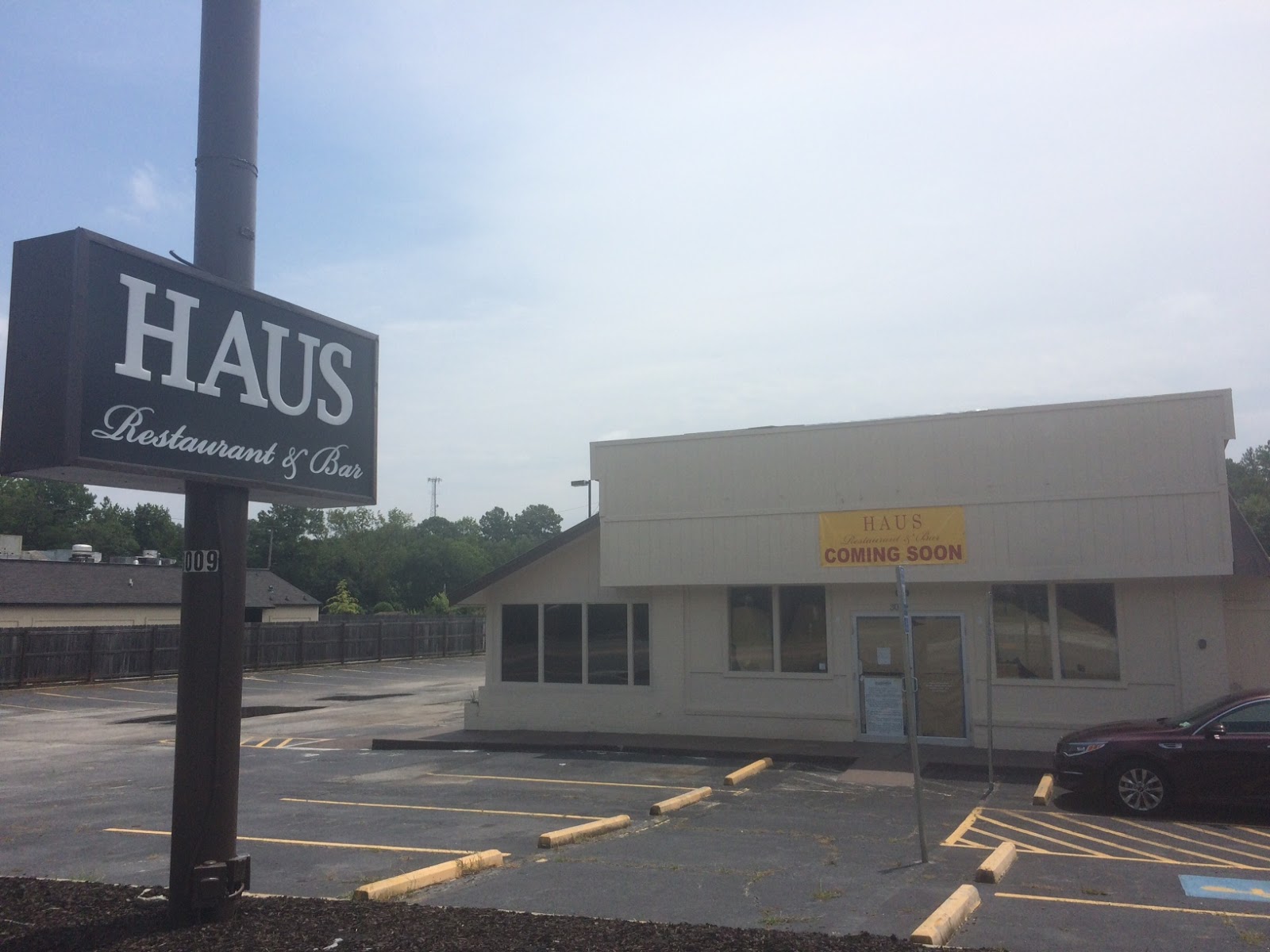 Tomorrow's News Today Atlanta A Bust in Brookwood Hills, HAUS Sets